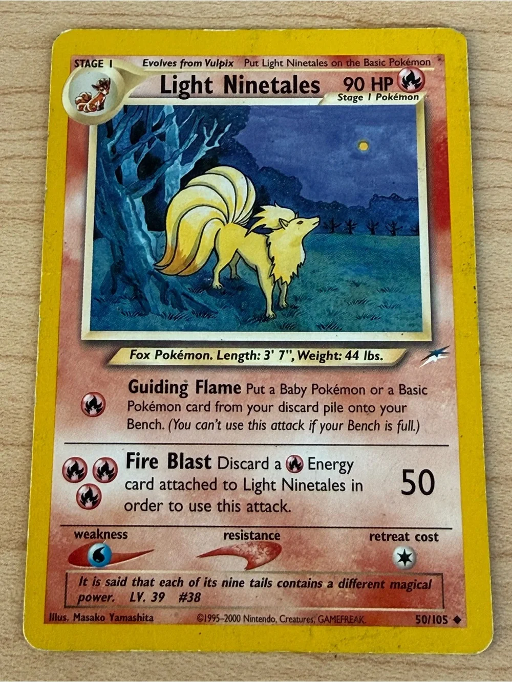 Light Ninetales Collectible Card - Yellow